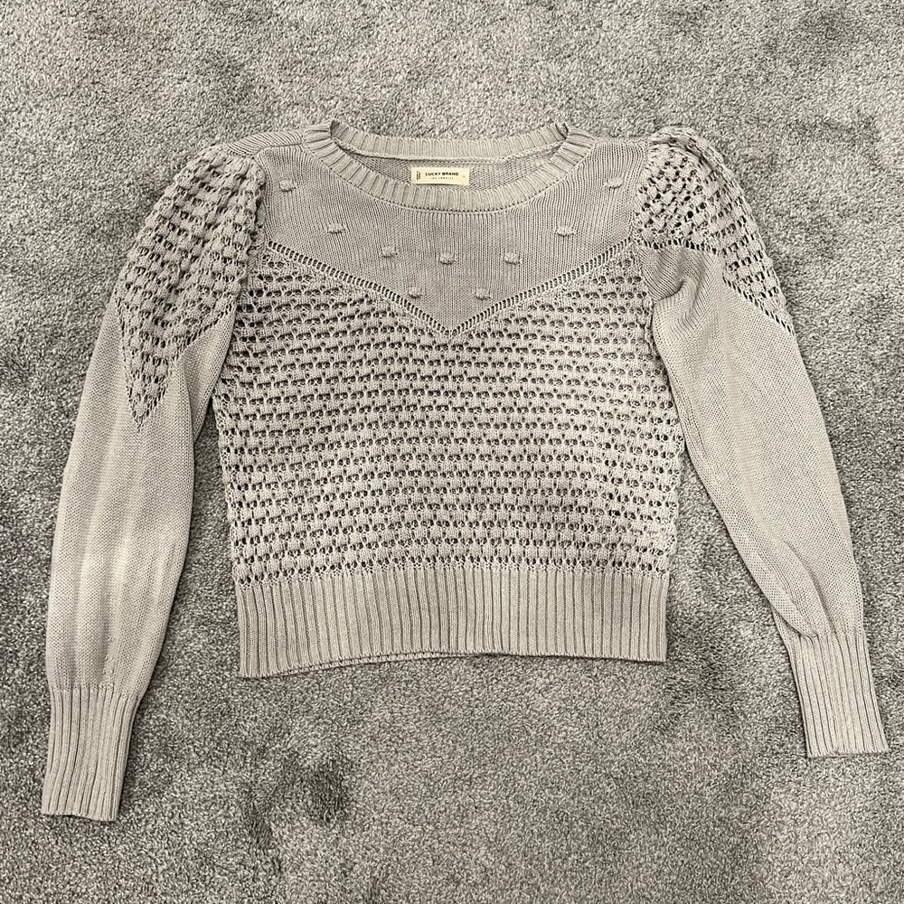 Lucky Brand sweater size large, never worn